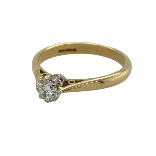 Celebrate timeless elegance with this pre-owned 18ct yellow gold diamond solitaire ring, featuring a sparkling brilliant-cut diamond in a classic setting that showcases its natural beauty.

Design: The ring is set with a stunning brilliant-cut diamond weighing approximately 0.25ct, presented in a traditional solitaire setting that allows maximum light to reach the stone for exceptional sparkle. Its elegant and understated design makes it a timeless choice for any occasion.