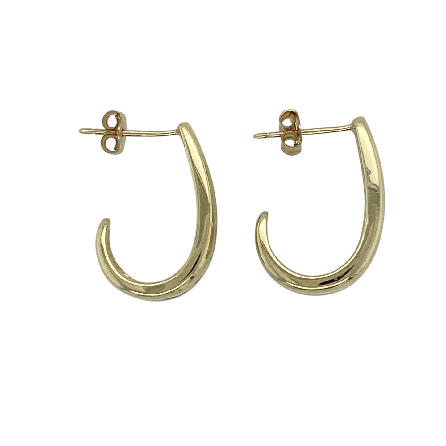 Add contemporary sparkle to your jewellery collection with these pre-owned 9ct yellow gold diamond curved bar stud earrings, featuring an elegant flowing design accented with shimmering diamonds.

Design: These stylish stud earrings showcase a graceful curved bar design, beautifully set with sparkling diamonds that catch the light from every angle. Their sleek, modern profile offers a sophisticated look that is perfect for both everyday wear and special occasions.