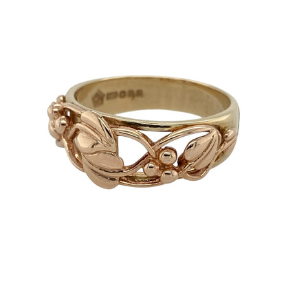 Bring symbolic beauty and heritage style to your collection with this pre-owned 9ct yellow and rose gold Tree of Life ring by Clogau, a meaningful design blending natural inspiration with timeless elegance.

Design: The front of the band measures 8mm wide and features the iconic Tree of Life motif, symbolising growth, strength, and harmony.
Material: Made from 9-carat yellow and rose gold, the two-tone finish enhances the intricate detailing and adds depth to the design.