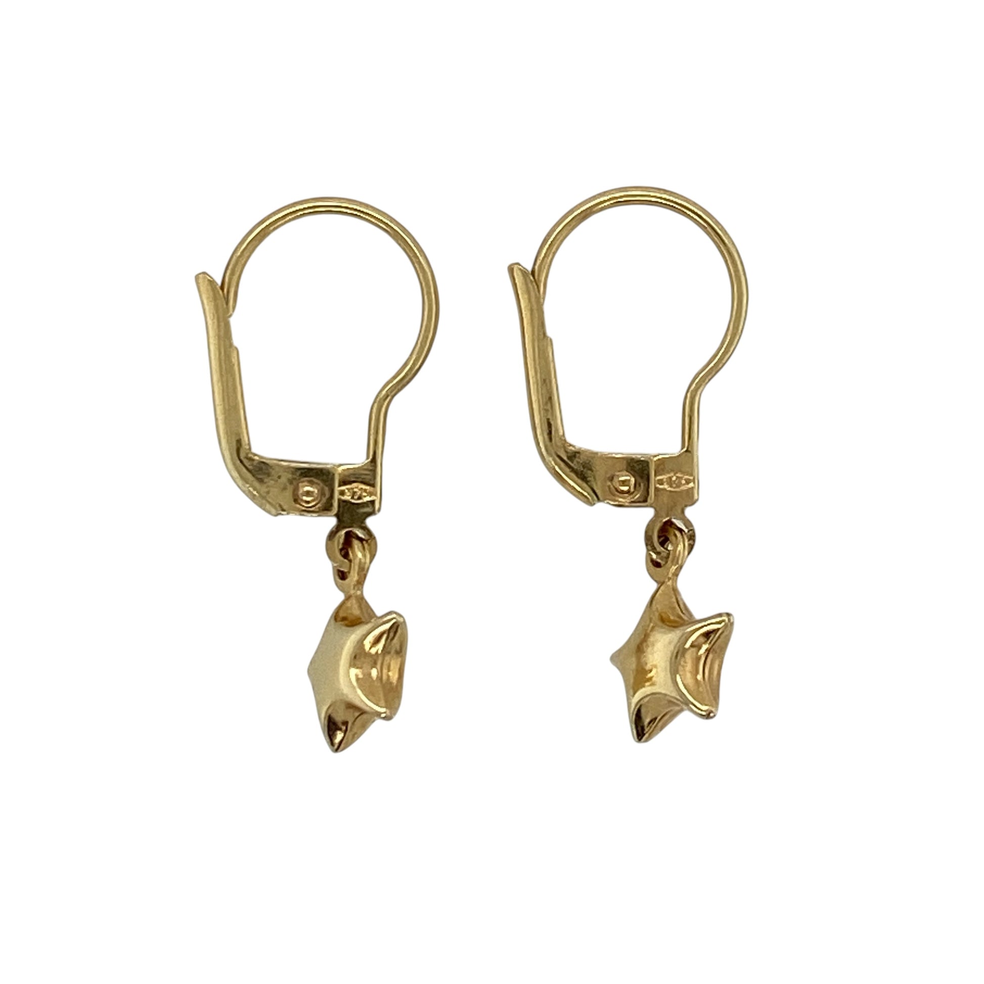Add celestial charm and playful elegance to your jewellery collection with these pre-owned 9ct yellow gold star drop earrings, featuring a timeless motif with versatile styling.

Design: The earrings showcase an attractive drop-style design featuring decorative star motifs. The celestial-inspired shape creates an eye-catching appearance with a sense of movement when worn, making the earrings suitable for everyday styling or special occasions.
