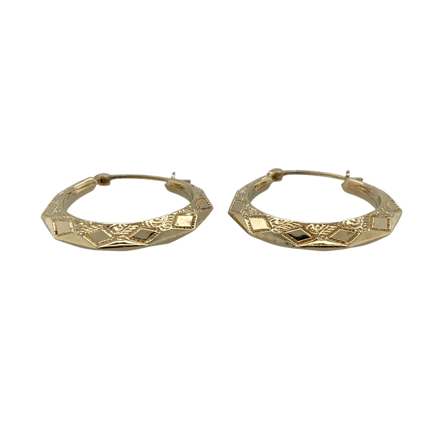 Add timeless styling and decorative detail to your jewellery collection with these pre-owned 9ct yellow gold patterned round creole earrings, featuring a classic hoop design with an attractive textured finish.

Design: The earrings showcase a traditional round creole profile enhanced with decorative patterning, creating additional texture and visual interest while retaining the timeless appeal of classic gold hoop earrings.