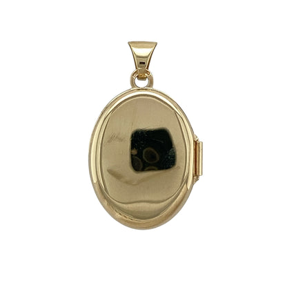Add timeless elegance and sentimental appeal to your jewellery collection with this pre-owned 9ct yellow gold patterned oval locket, featuring a classic design enhanced with attractive decorative detailing.

Design: The locket showcases a traditional oval profile enhanced with decorative patterning, creating additional texture and visual interest while retaining the timeless and sentimental appeal associated with classic locket jewellery.