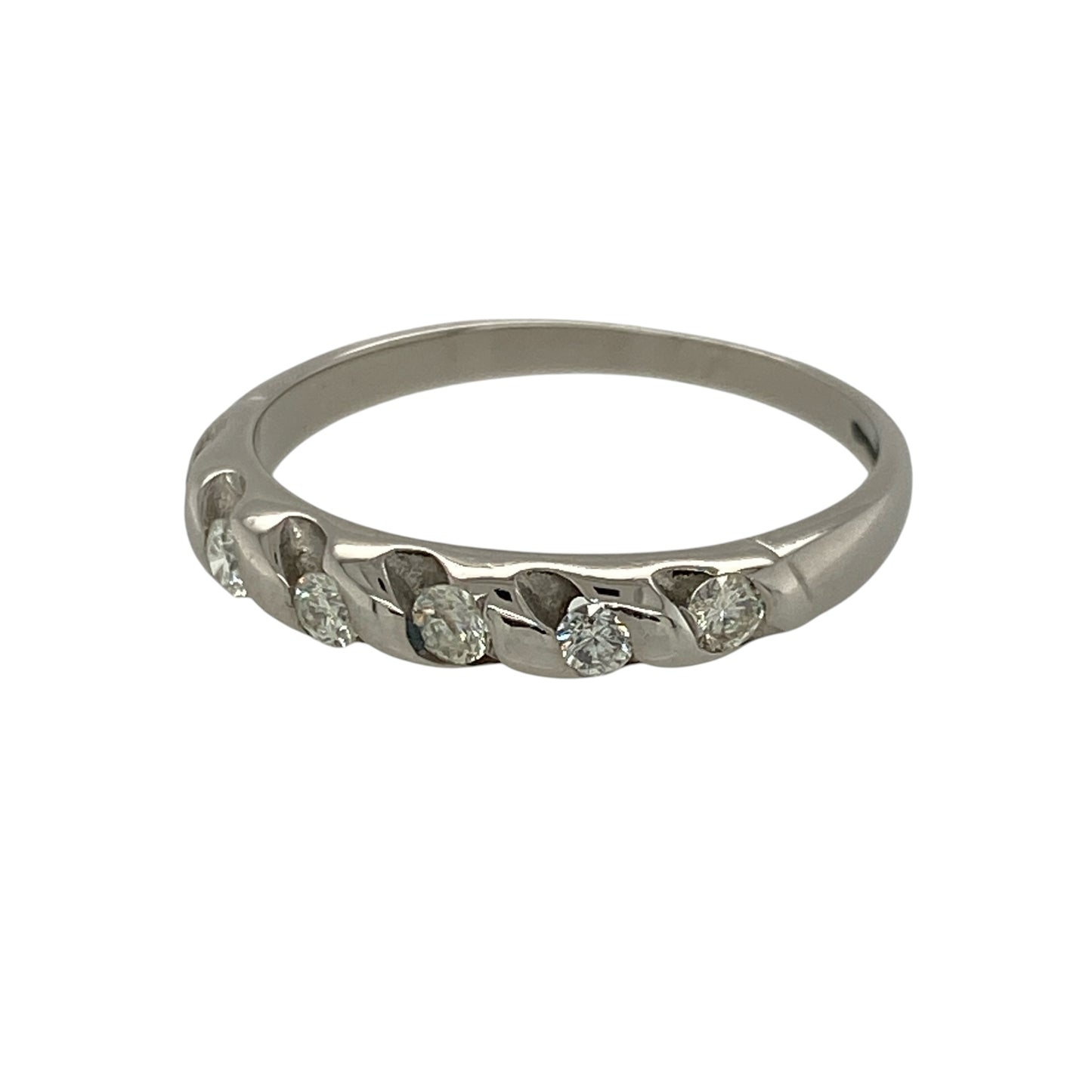 Add elegant sparkle and contemporary styling to your jewellery collection with this pre-owned 9ct white gold and diamond band ring, featuring five diamonds arranged in an attractive twist-style pattern.

Design: The ring showcases a contemporary band design with six diamonds set in a flowing twist-style pattern, creating an elegant sense of movement and distinctive visual interest.