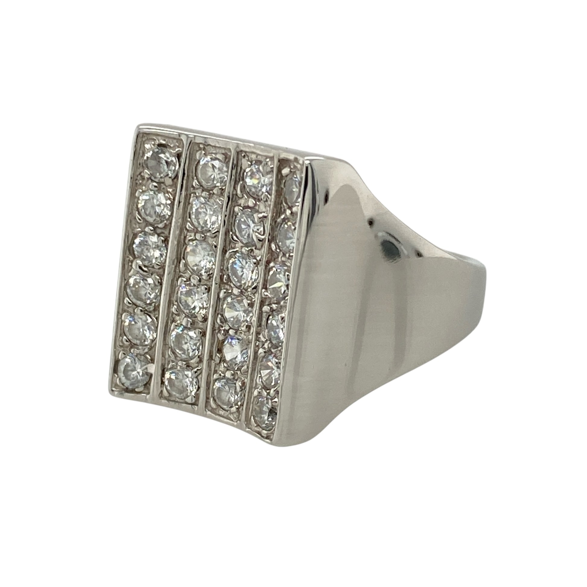 Add bold styling and impressive sparkle to your jewellery collection with this pre-owned 9ct white gold and diamond rectangular concave signet ring, featuring a substantial profile and eye-catching diamond-set design.

Design: The ring showcases a distinctive rectangular signet-style profile with a concave front, creating depth and visual interest while providing an impressive setting for the diamond detailing.