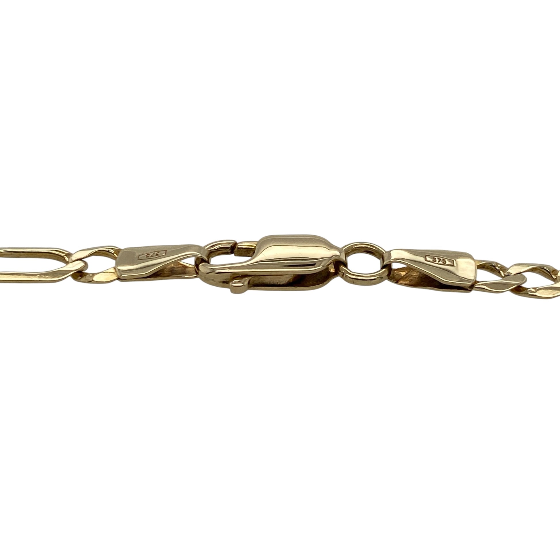 Add classic gold styling and timeless appeal to your jewellery collection with this pre-owned 9ct yellow gold Figaro anklet, featuring the distinctive alternating link pattern that makes the Figaro design a popular and versatile choice.

Design: The anklet showcases a classic Figaro link design with its distinctive pattern of alternating links, creating an attractive and timeless appearance suitable for everyday wear or special occasions.