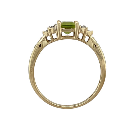 9ct Gold Diamond & Peridot Ring