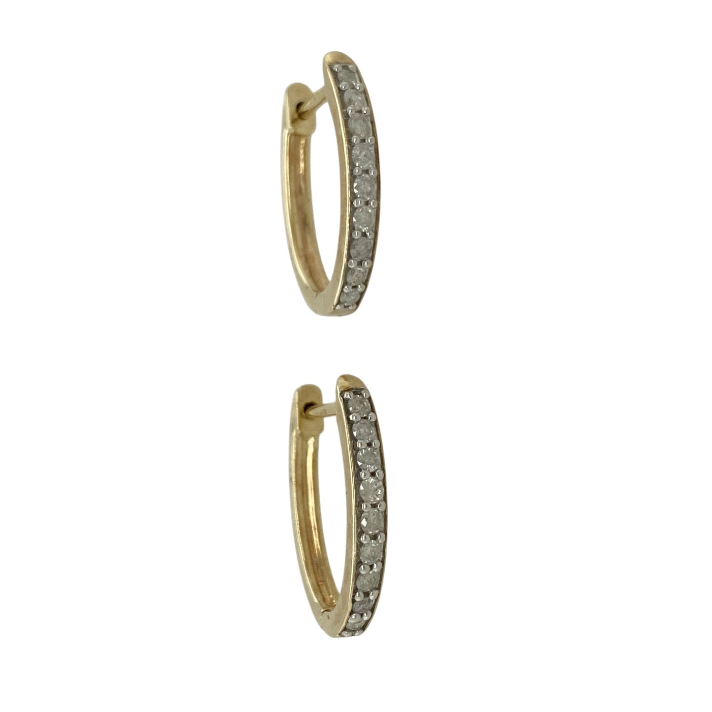 Add luxurious sparkle and timeless elegance to your jewellery collection with these pre-owned 9ct yellow gold and diamond oval earrings, featuring an eye-catching diamond design and approximately 0.50ct of total diamond content—perfect for special occasions, evening wear, or adding sophisticated sparkle to any outfit.

Design: The earrings feature an elegant oval design accented with sparkling diamonds