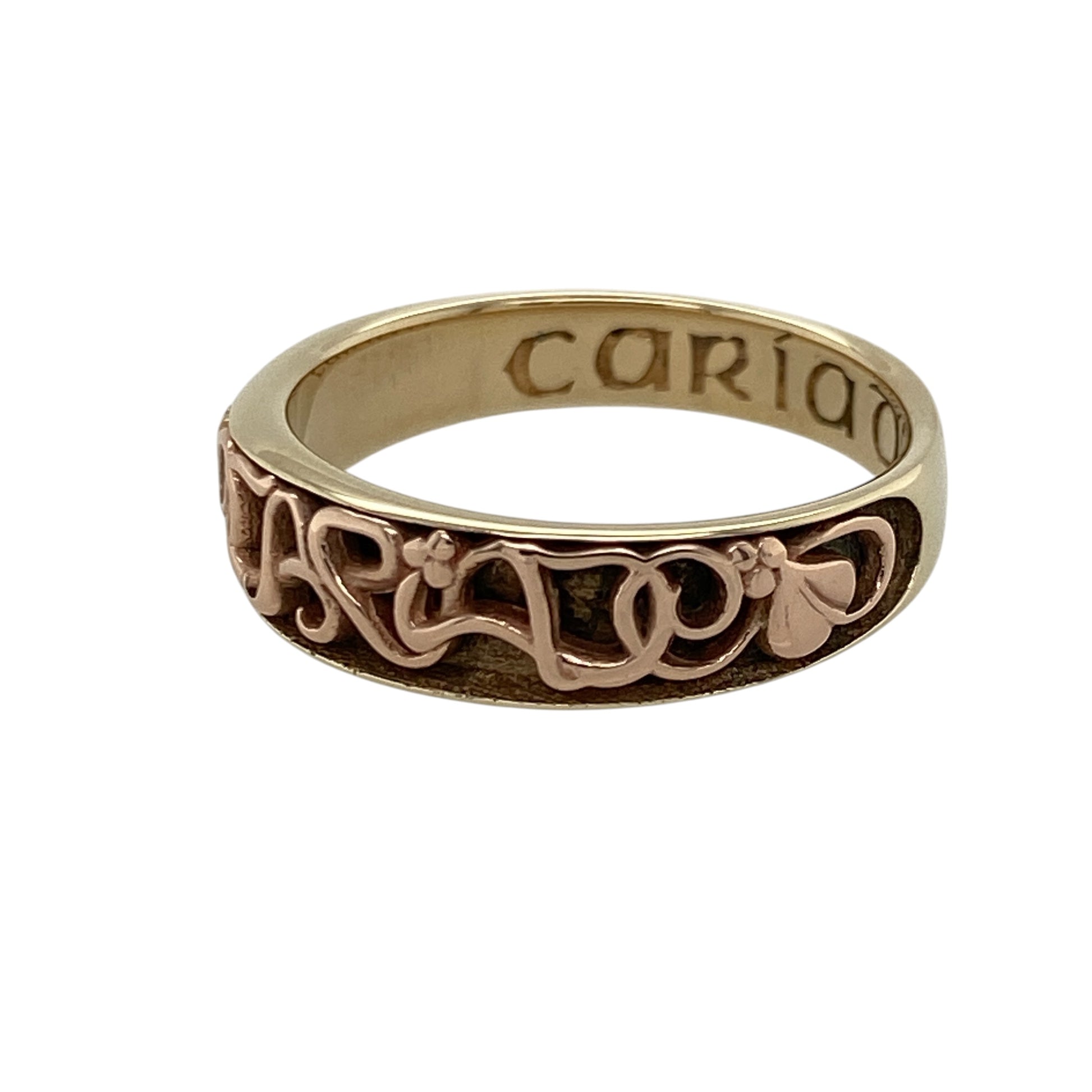 Add a touch of Welsh heritage and timeless romance to your jewellery collection with this pre-owned 9ct yellow and rose gold Clogau Cariad band ring, featuring an iconic design with elegant everyday appeal—perfect for gifting, anniversaries, or meaningful daily wear.

Design: The ring features the distinctive Cariad design across a substantial 7mm wide band, creating a striking and instantly recognisable look.