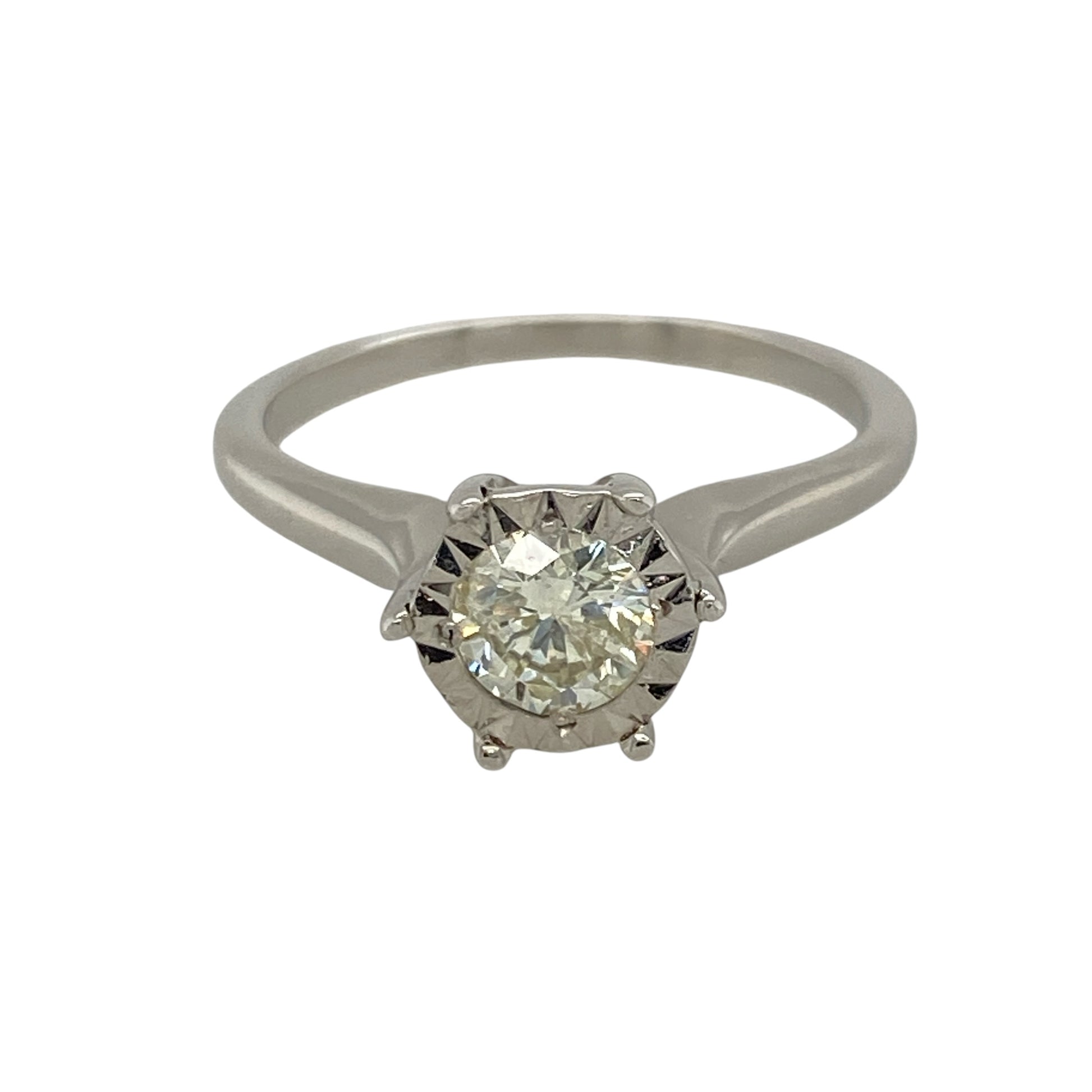 18ct White Gold & Diamond Illusion Set Solitaire Ring