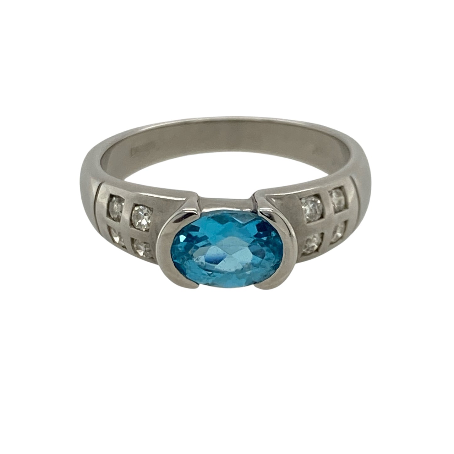 9ct White Gold Diamond & Blue Topaz Ring