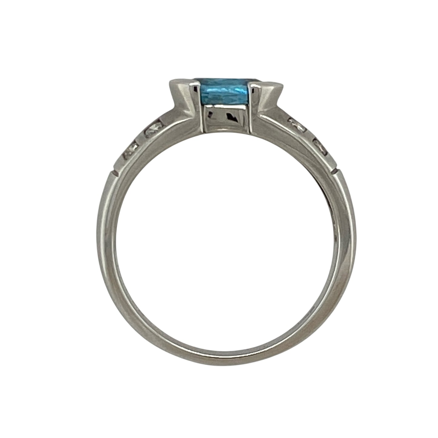 9ct White Gold Diamond & Blue Topaz Ring
