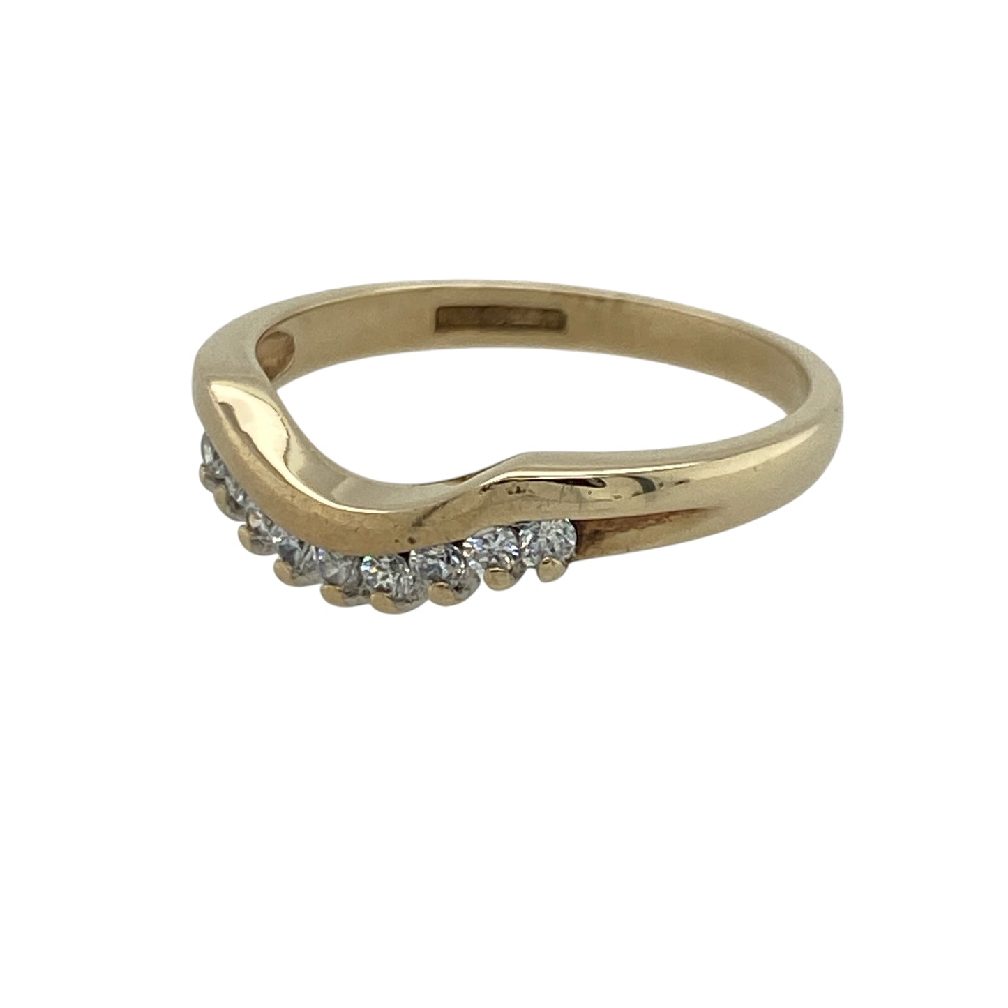 Add graceful elegance to your jewellery collection with this pre-owned 9ct yellow gold cubic zirconia wishbone ring, featuring a timeless wishbone design accented with sparkling cubic zirconia stones—perfect for stacking, everyday wear, or as a meaningful gift.

Design: The ring showcases a classic wishbone silhouette, beautifully highlighted with shimmering cubic zirconia stones that add sparkle while maintaining an elegant and versatile style.