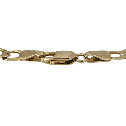 Complete your jewellery collection with this pre-owned 9ct yellow gold curb bracelet. Featuring the classic interlocking curb link design, this timeless bracelet is ideal for everyday wear and looks equally stylish worn alone or layered with other favourites.

Design: The bracelet features a traditional curb link design with smooth, polished links that create a timeless and versatile look.