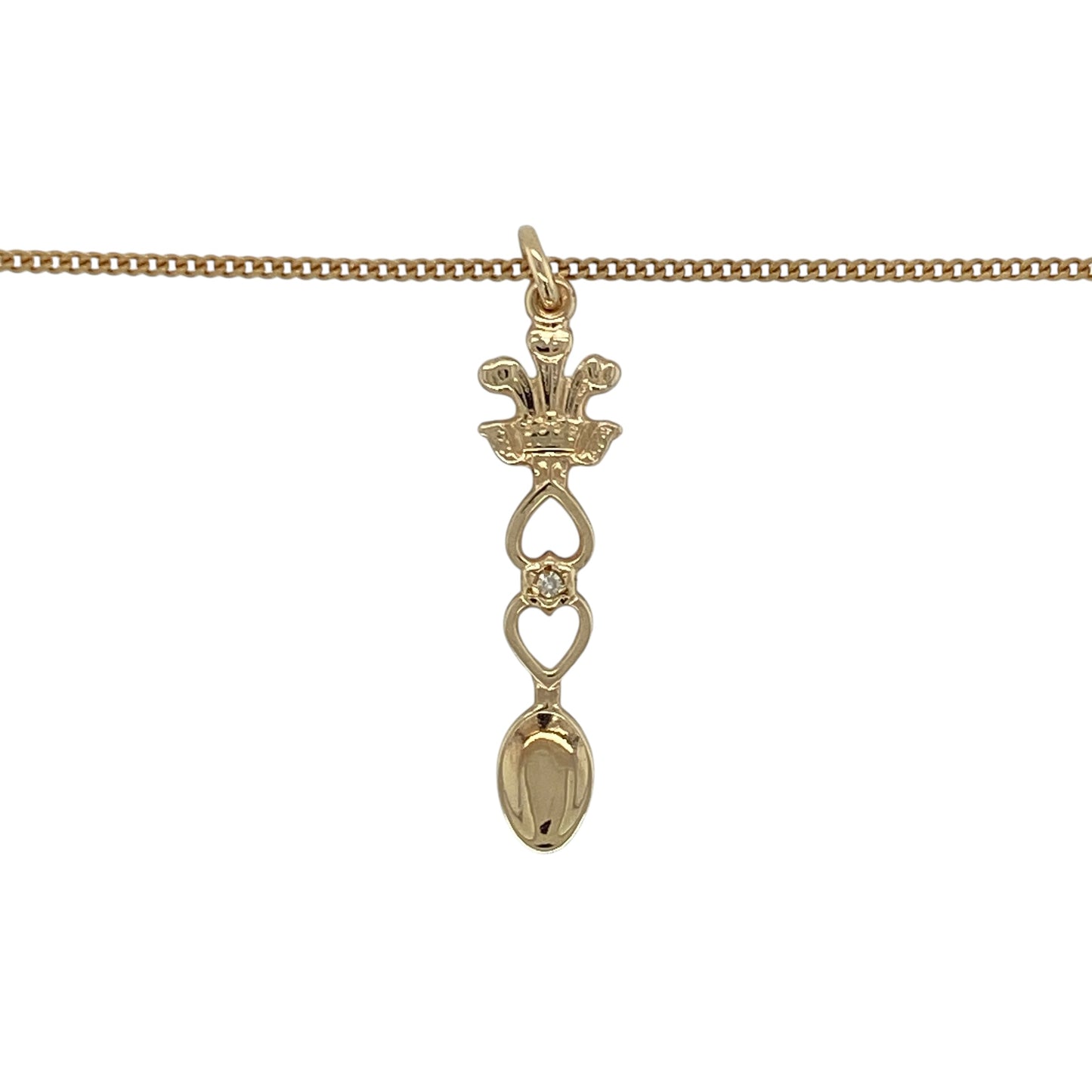 Celebrate Welsh heritage with this pre-owned 9ct yellow gold and diamond Three Feathers lovespoon pendant on a 16-inch curb chain necklace. Combining the iconic Welsh Three Feathers emblem with a traditional lovespoon design and sparkling diamonds, this meaningful necklace is a beautiful keepsake or thoughtful gift.

Design: The necklace features a Welsh lovespoon pendant incorporating the Prince of Wales's Three Feathers emblem, enhanced with diamond accents for an elegant finishing touch.