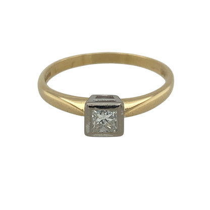 18ct Gold & Diamond Solitaire Ring