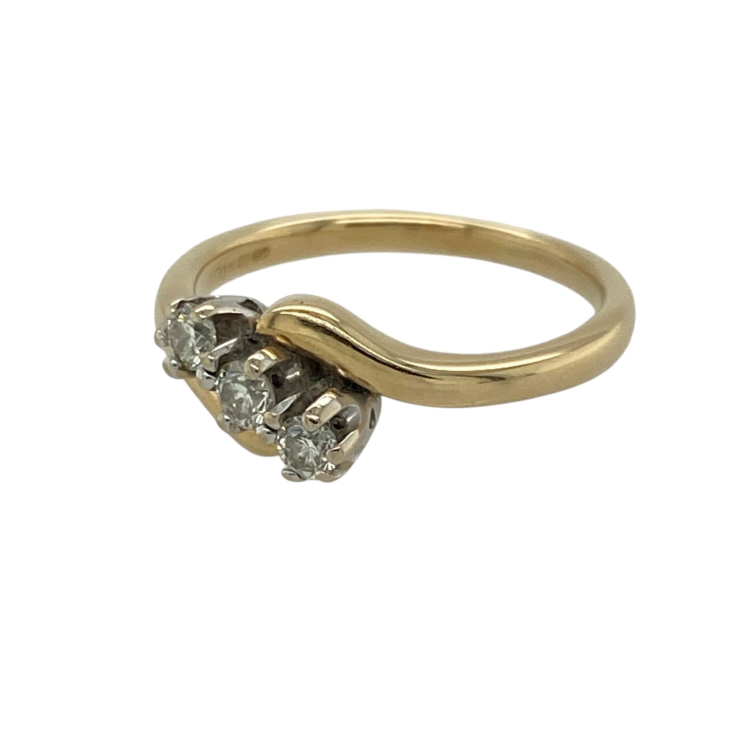 Combining timeless elegance with a contemporary twist, this pre-owned 18ct yellow gold diamond trilogy twist ring is a beautiful choice for everyday wear or marking a special occasion. The flowing twist design showcases three sparkling diamonds, symbolising your past, present and future.

Design: The ring features a graceful twist setting that beautifully frames three sparkling diamonds in a classic trilogy arrangement.