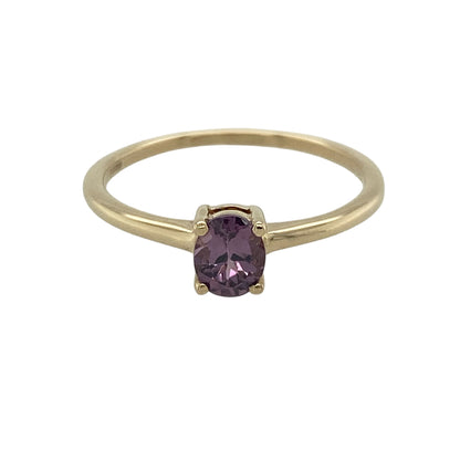 9ct Gold & Amethyst Solitaire Ring