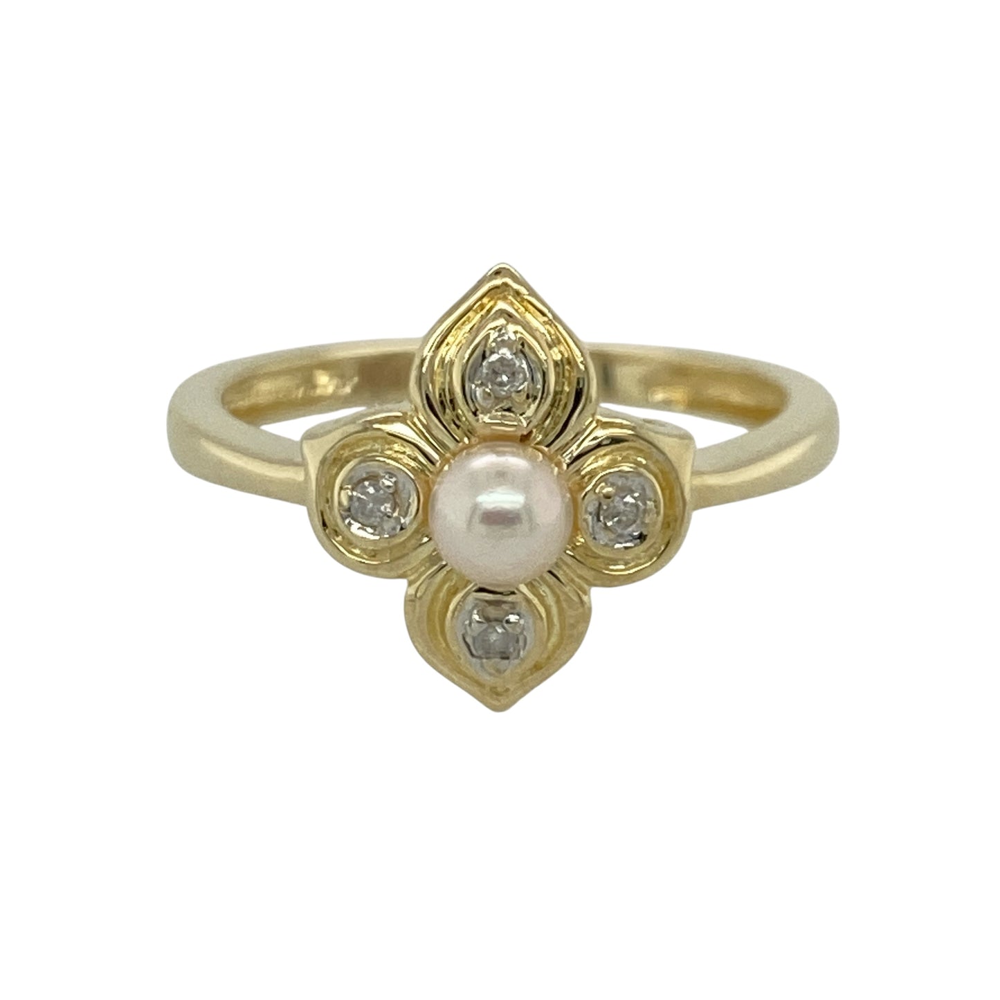 9ct Gold Diamond & Pearl Flower Style Ring