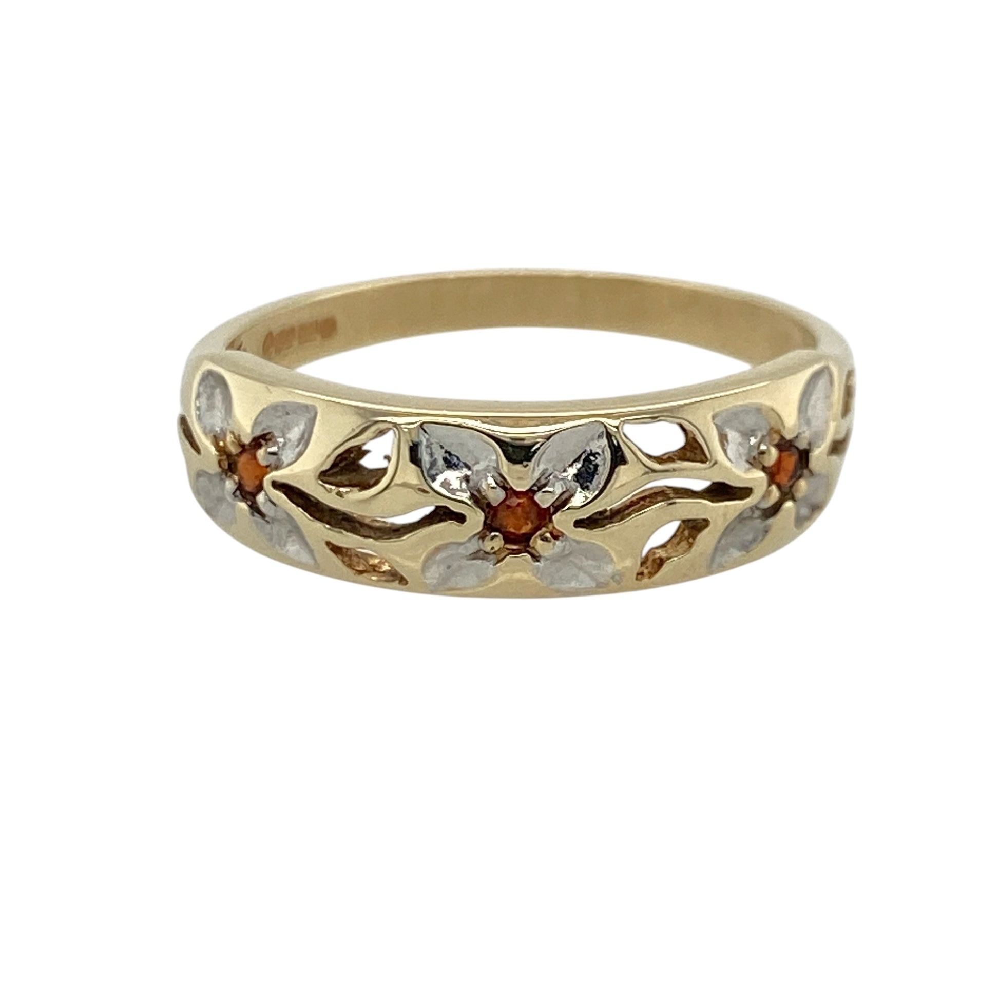 9ct Gold & Garnet Flower Style Band Ring