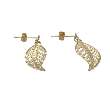 This pair of pre-owned 9ct yellow gold leaf drop earrings features an elegant nature-inspired design, perfect for adding a delicate finishing touch to any outfit.

Design: Designed in the shape of graceful leaves, these drop earrings offer subtle movement and timeless style. Their polished yellow gold finish enhances the intricate leaf design, making them suitable for both everyday wear and special occasions.
Material: Made from 9-carat yellow gold.