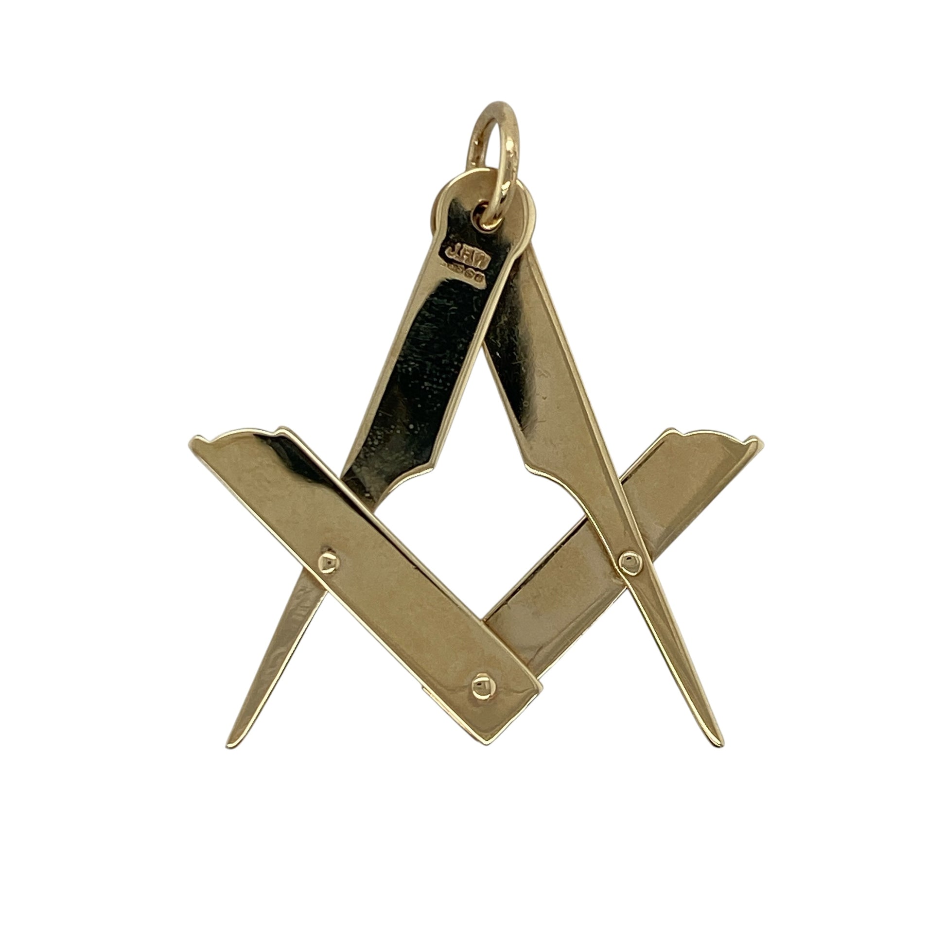 This pre-owned 9ct yellow gold patterned Masonic pendant features a clever folding design that transforms between a rectangular pendant and a traditional Masonic symbol.

Design: Featuring an attractive patterned finish, this unique pendant folds out to reveal a Masonic symbol and folds back into a neat rectangular pendant, making it both a meaningful and distinctive piece of jewellery.
Material: Made from 9-carat yellow gold.