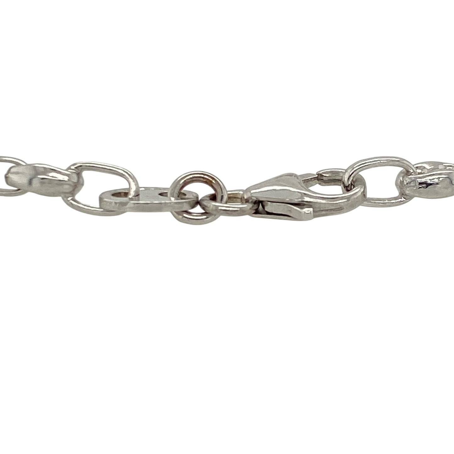 This pre-owned 9ct white gold anchor bracelet is a timeless piece with a classic link design, perfect for everyday wear.

Design: Featuring traditional anchor links with a polished finish, this bracelet offers a versatile and elegant style that can be worn on its own or layered with other jewellery. Its 7-inch length makes it ideal for most wrist sizes.
Material: Made from 9-carat white gold.
Bracelet Detail: Anchor link bracelet with links measuring approximately 3mm wide and a secure clasp fastening.