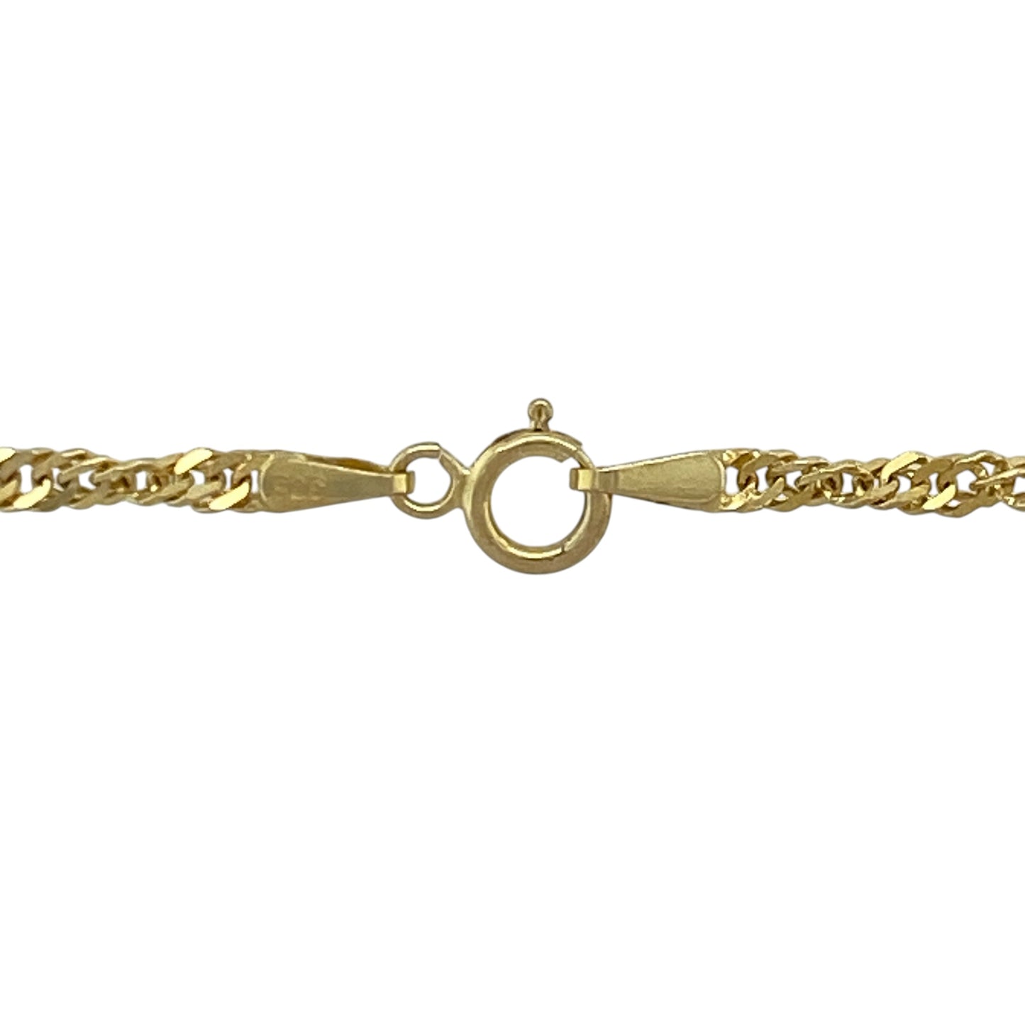 This pre-owned 9ct yellow gold Singapore chain is a delicate and elegant necklace, perfect for wearing alone or paired with your favourite pendant.

Design: Featuring the distinctive twisted Singapore link design, this 20-inch chain catches the light beautifully while maintaining a lightweight and comfortable feel. Its timeless style makes it ideal for everyday wear or layering with other necklaces.
Material: Made from 9-carat yellow gold.