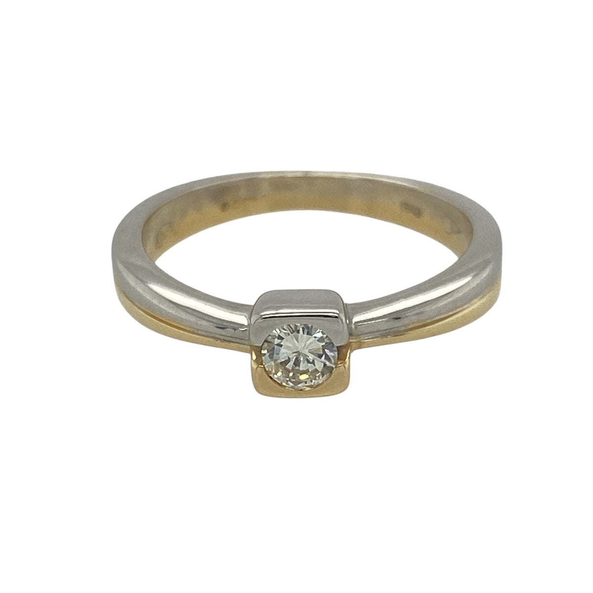 18ct Gold & Diamond Solitaire Ring