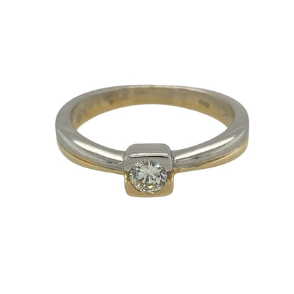 18ct Gold & Diamond Solitaire Ring