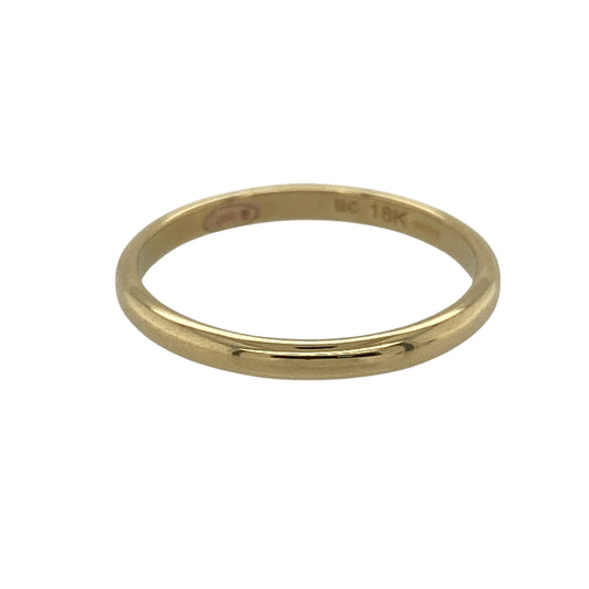 This pre-owned 18ct yellow gold Clogau Cariad wedding band ring is a timeless symbol of love, beautifully combining classic elegance with iconic Welsh heritage.

Design: Featuring a polished 2mm wide band from Clogau's much-loved Cariad collection, this elegant wedding ring offers a slim and comfortable profile for everyday wear. Its timeless design makes it perfect as a wedding band, stacking ring or meaningful gift, with the added distinction of Clogau's renowned Welsh gold heritage.