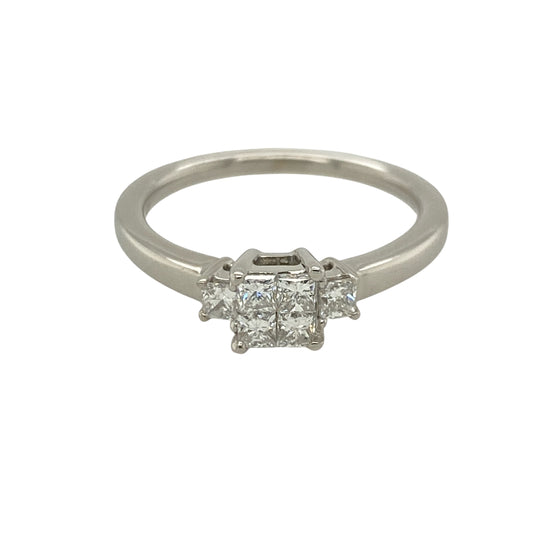 9ct White Gold & Diamond Illusion Trilogy Ring