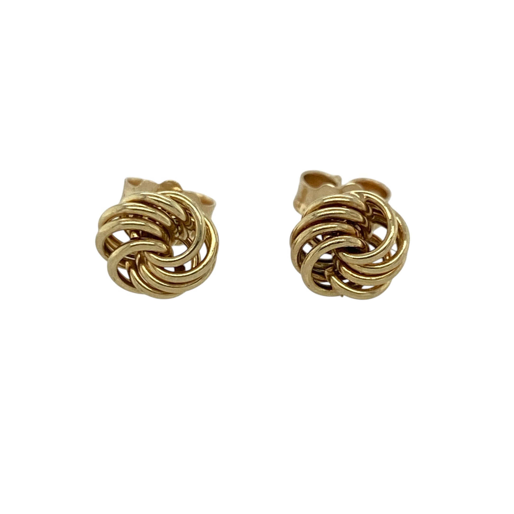 These pre-owned 9ct yellow gold knot stud earrings are a classic everyday design, featuring a simple interlocking knot style.

Design: Featuring a traditional knot design, these stud earrings have an interwoven appearance finished in warm 9ct yellow gold.
Material: Made from 9-carat yellow gold.
Earring Detail: Each knot stud measures approximately 7mm.
Size & Weight: Total weight 0.60 grams.