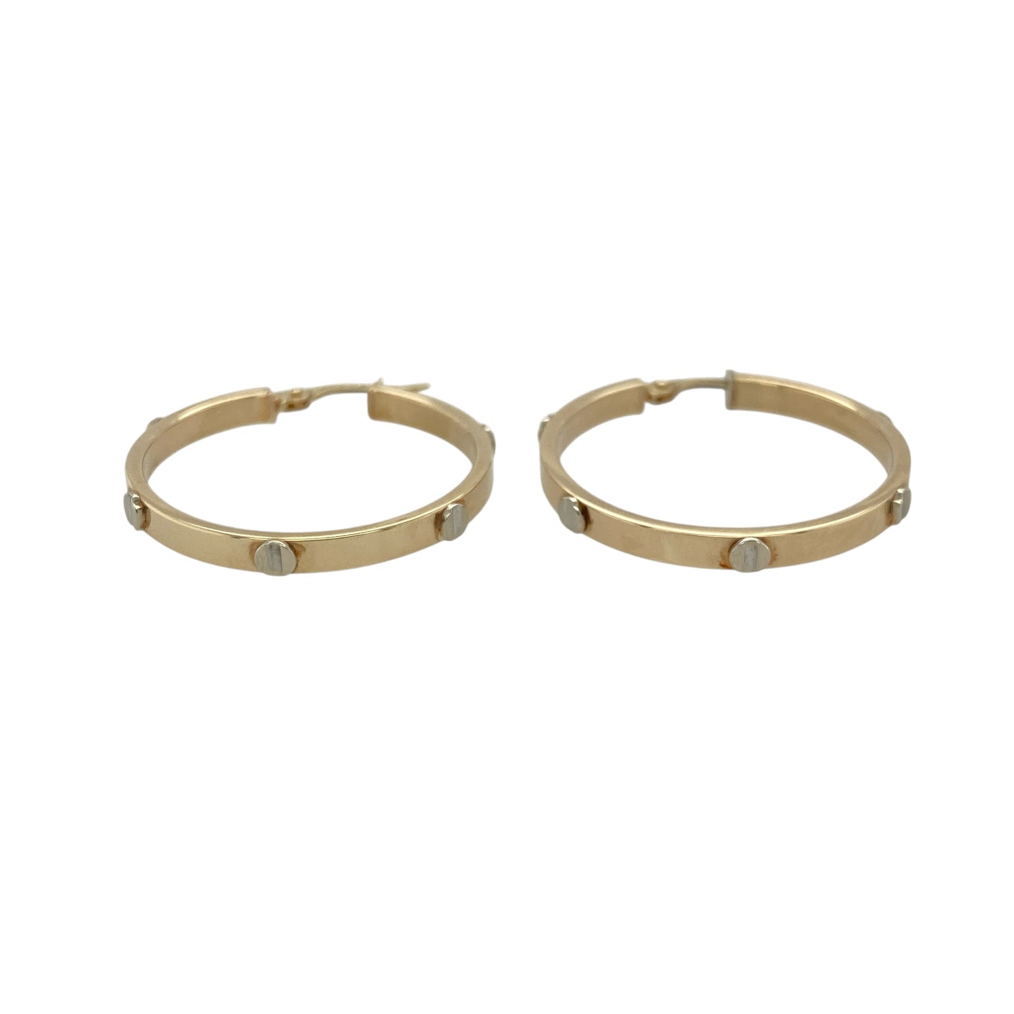 These pre-owned 9ct yellow and white gold screw detail hoop creole earrings are a distinctive two-tone design, featuring decorative screw-style detailing.

Design: Featuring a classic hoop shape with screw detailing, these creole earrings combine yellow and white gold for a contrasting two-tone finish.
Material: Made from 9-carat yellow and white gold.
Earring Detail: Screw detail hoop creoles measuring approximately 29mm in diameter.
Size & Weight: Approximately 29mm in diameter. Total weight 2.40 grams.
