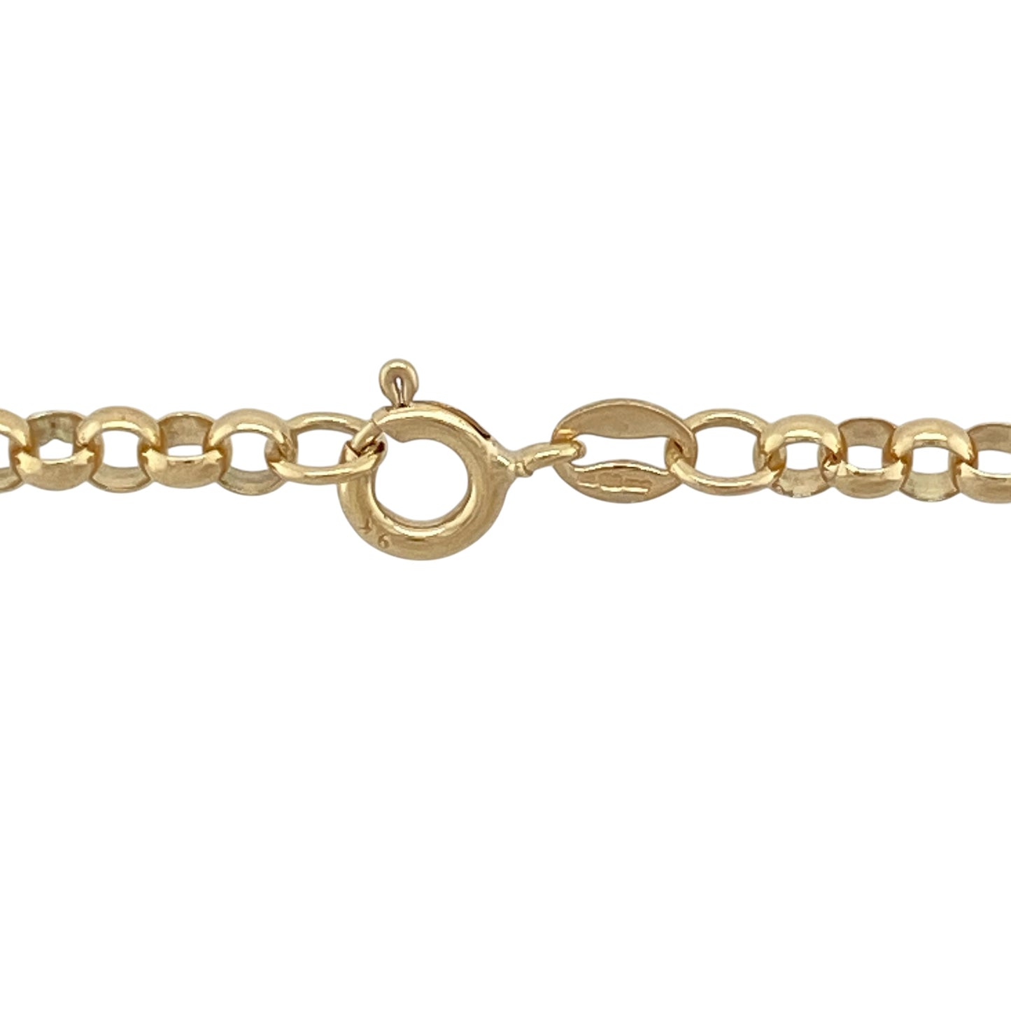 This pre-owned 9ct yellow gold belcher chain is a classic and versatile design, featuring traditional rounded links.

Design: Featuring a classic belcher link design, this chain has evenly sized rounded links finished in warm 9ct yellow gold.
Material: Made from 9-carat yellow gold.
Chain Detail: Belcher links measuring approximately 3mm wide.
Size & Weight: Approximately 22 inches long. Total weight 13.10 grams.