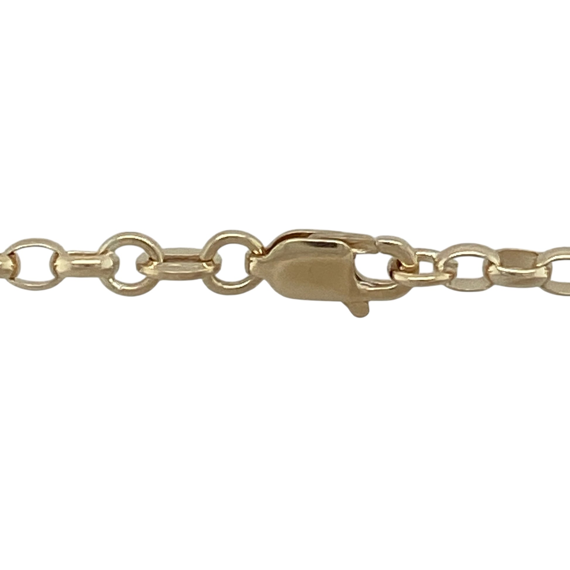 This pre-owned 9ct yellow gold belcher chain is a classic and versatile design, featuring rounded links throughout.

Design: Featuring a traditional belcher link design, this chain has a simple and timeless finish in warm 9ct yellow gold.
Material: Made from 9-carat yellow gold.
Chain Detail: Belcher links measuring approximately 3mm wide.
Size & Weight: Approximately 22 inches long. Total weight 10 grams.