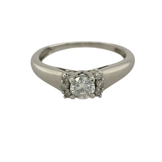 18ct White Gold & Diamond Solitaire Ring