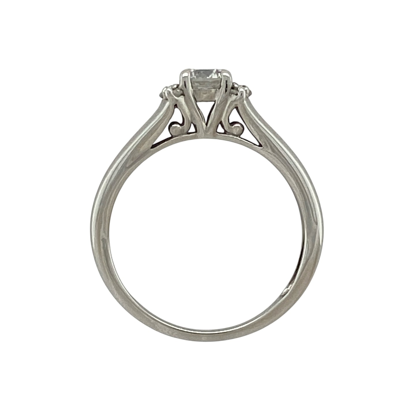 18ct White Gold & Diamond Solitaire Ring
