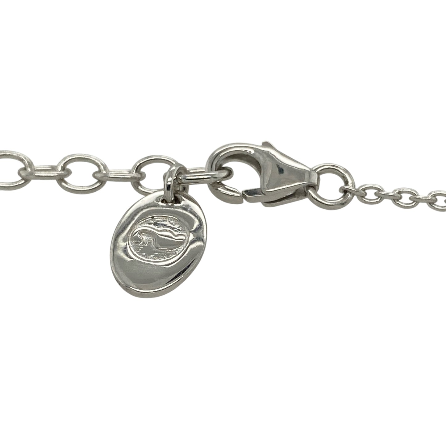 This pre-owned Clogau heart bracelet is a delicate two-tone design, combining 925 silver with 9ct rose gold and white topaz detailing.

Design: Featuring a heart-shaped centrepiece with white topaz and contrasting rose gold detailing, this Clogau bracelet has a delicate and meaningful design.
Material: Made from 925 sterling silver with 9-carat rose gold detailing.
Gemstone Detail: Set with white topaz.
Bracelet Detail: Heart measures approximately 11mm by 13mm.