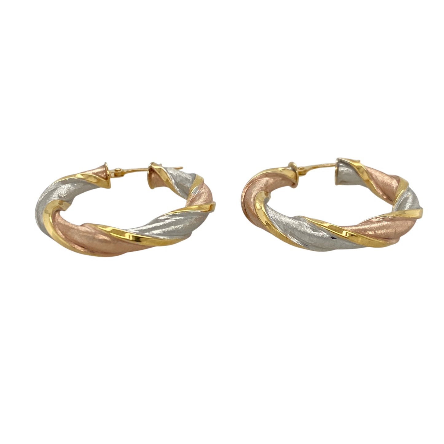 These pre-owned 9ct yellow, rose and white gold twisted hoop creole earrings are a distinctive three-tone design, featuring intertwined gold tones throughout.

Design: Featuring a twisted hoop creole design combining yellow, rose and white gold, these earrings have a decorative three-tone finish.
Material: Made from 9-carat yellow, rose and white gold.
Earring Detail: Twisted three-tone hoop creole earring design.
Size & Weight: Total weight 2.80 grams.