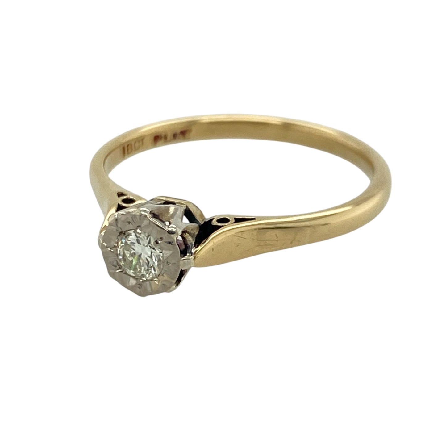 This pre-owned 18ct yellow gold and platinum diamond solitaire ring is a timeless two-tone design, featuring a single diamond as the centrepiece.

Design: Featuring a classic solitaire setting, this ring combines warm 18ct yellow gold with contrasting platinum detailing to showcase the centre diamond.
Material: Made from 18-carat yellow gold and platinum.
Gemstone Detail: Set with a single diamond.
Ring Detail: Classic two-tone solitaire ring design.
Size & Weight: Ring size R. Total weight 3.10 grams.