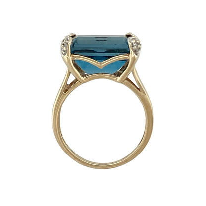 9ct Gold Diamond & Blue Topaz Ring