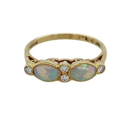 18ct Gold Diamond & Opalique Ring