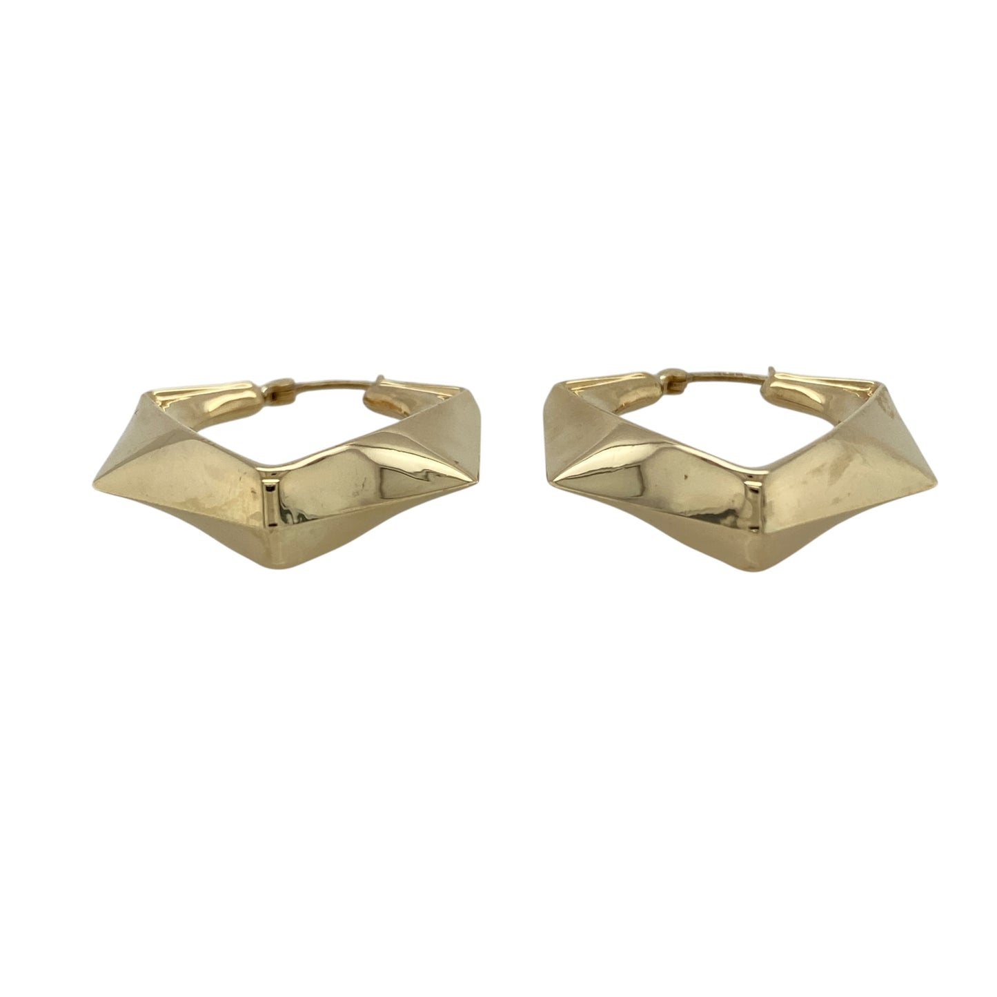 These pre-owned 9ct yellow gold hexagon chunky creole earrings are a bold geometric design, featuring a distinctive angular shape.

Design: Featuring a chunky hexagon-shaped creole design, these earrings have a bold geometric profile finished in warm 9ct yellow gold.
Material: Made from 9-carat yellow gold.
Earring Detail: Chunky hexagon creole earring design.
Size & Weight: Total weight 3.60 grams.