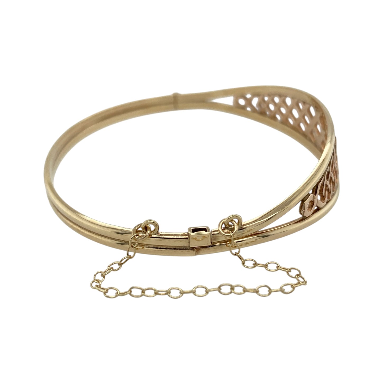 Bring timeless Celtic elegance and symbolic design to your jewellery collection with this pre-owned 9ct yellow and rose gold Clogau Lady Guinevere bangle, a beautifully crafted piece inspired by heritage and romance from Clogau.

Design: The bangle features the Lady Guinevere motif across the front, which measures 14mm high, creating a bold yet elegant focal point rooted in Celtic tradition.
