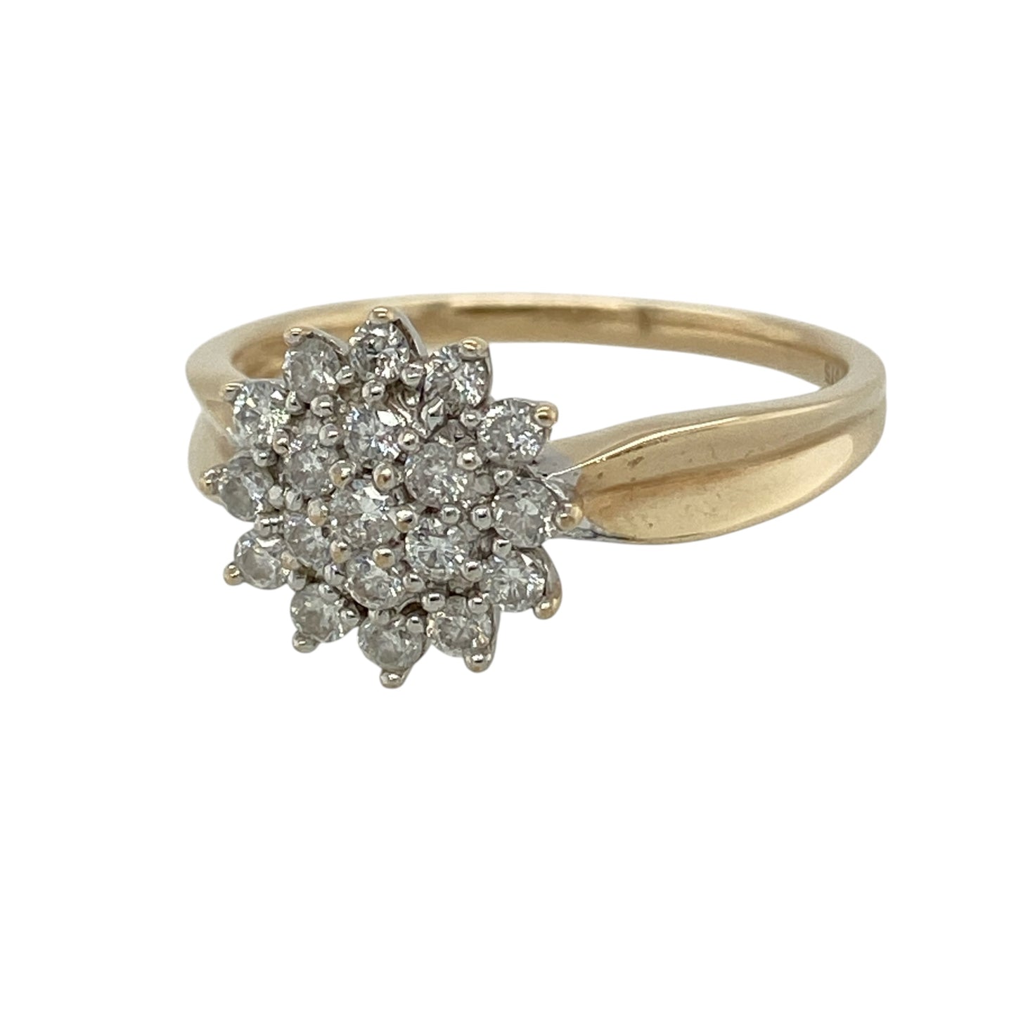 This pre-owned 9ct yellow gold diamond round cluster ring is a classic design, featuring diamonds arranged in a round cluster setting.

Design: Featuring a round diamond cluster design, this ring has a classic stone-set profile finished in warm 9ct yellow gold.
Material: Made from 9-carat yellow gold.
Gemstone Detail: Set with diamonds in a round cluster arrangement.
Ring Detail: Front of the ring measures approximately 11mm high.
Size & Weight: Ring size R. Total weight 2.40 grams.