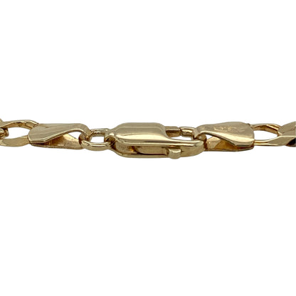 This pre-owned 9ct yellow gold curb bracelet is a classic design, featuring traditional curb links in a warm yellow gold finish.

Design: Featuring a traditional curb link design, this bracelet has a classic profile suitable for everyday wear.
Material: Made from 9-carat yellow gold.
Bracelet Detail: Curb links measure approximately 5mm wide.
Size & Weight: Bracelet measures approximately 7.5 inches long. Total weight 4.90 grams. 