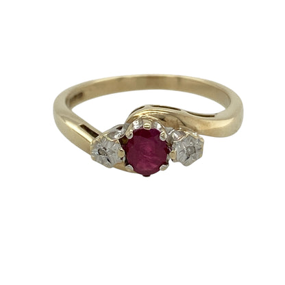 9ct Gold Diamond & Ruby Trilogy Twist Ring