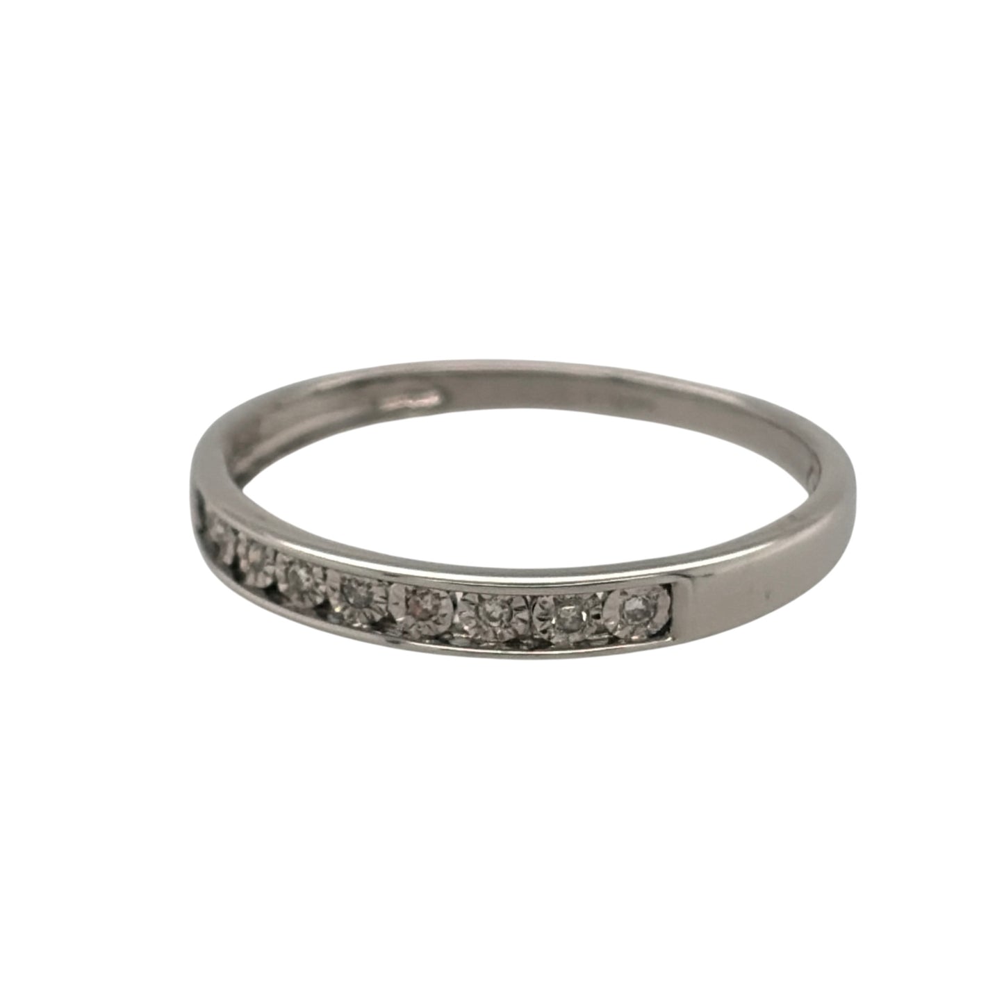 This pre-owned 9ct white gold diamond band ring is a classic design, featuring nine illusion-set diamonds across the front of the band.

Design: Featuring a simple diamond band design, this ring has nine diamonds arranged across the front in illusion-style settings for a distinctive finish.
Material: Made from 9-carat white gold.
Gemstone Detail: Set with nine illusion-set diamonds across the front of the ring.
Ring Detail: The front of the band measures approximately 2.5mm wide.