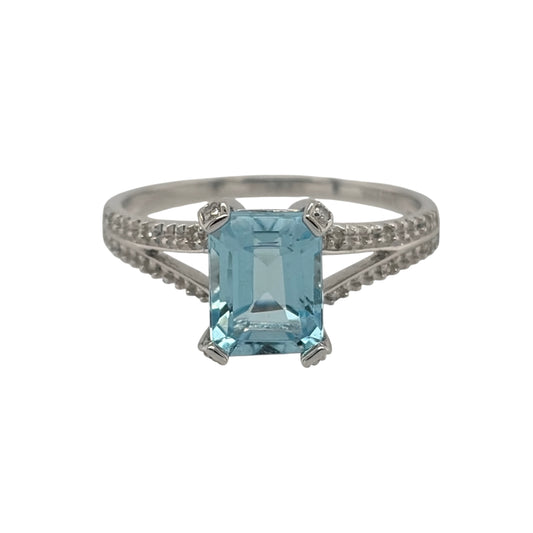 9ct White Gold Diamond & Blue Topaz Ring