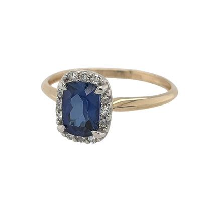 New 9ct Gold Lab Grown Diamond &amp; Lab Grown Sapphire Elongated Cushion Cluster Ring in various sizes with the approx weight 1.60 grams. There is approximatley 0.11ct of lab grown diamond content in the ring has approximate clarity i2 and colour J. The elongated cushion lab grown sapphire stone is 7mm by 5mm